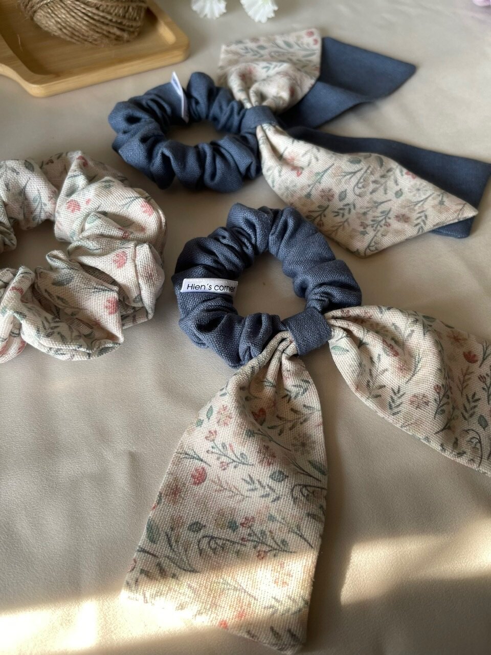 Cột tóc nơ đôi Linen